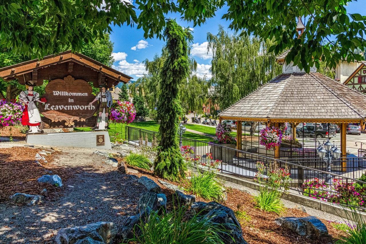 River Song Cabin Левънуърт Екстериор снимка