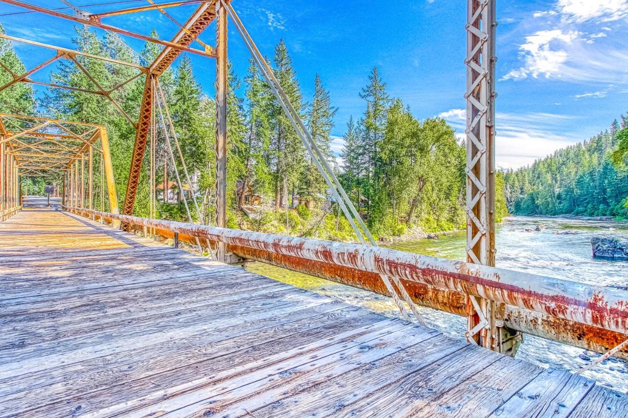 River Song Cabin Левънуърт Екстериор снимка